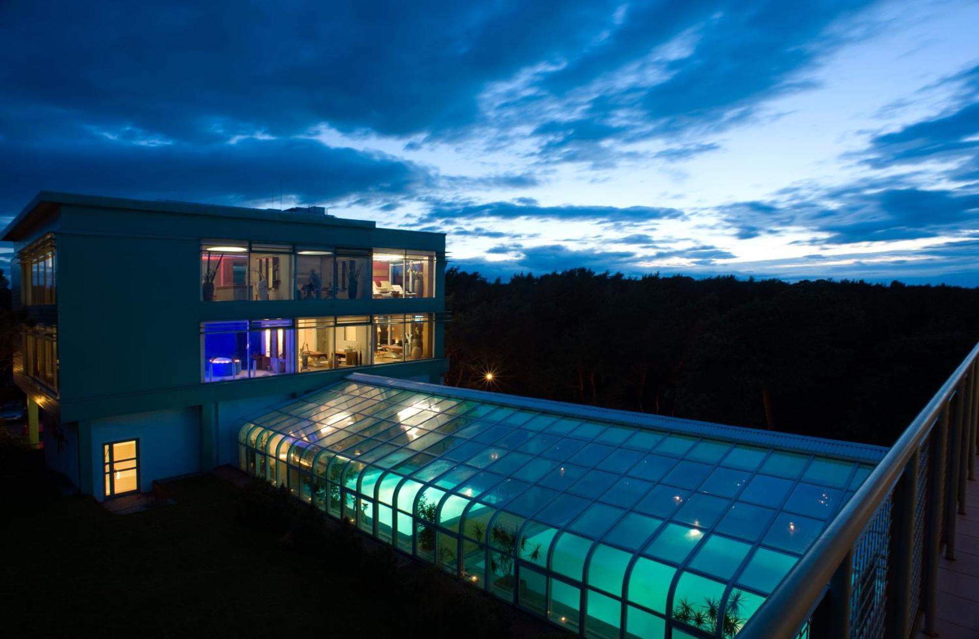 יוראטה Hotel Bryza Resort & Spa מראה חיצוני תמונה