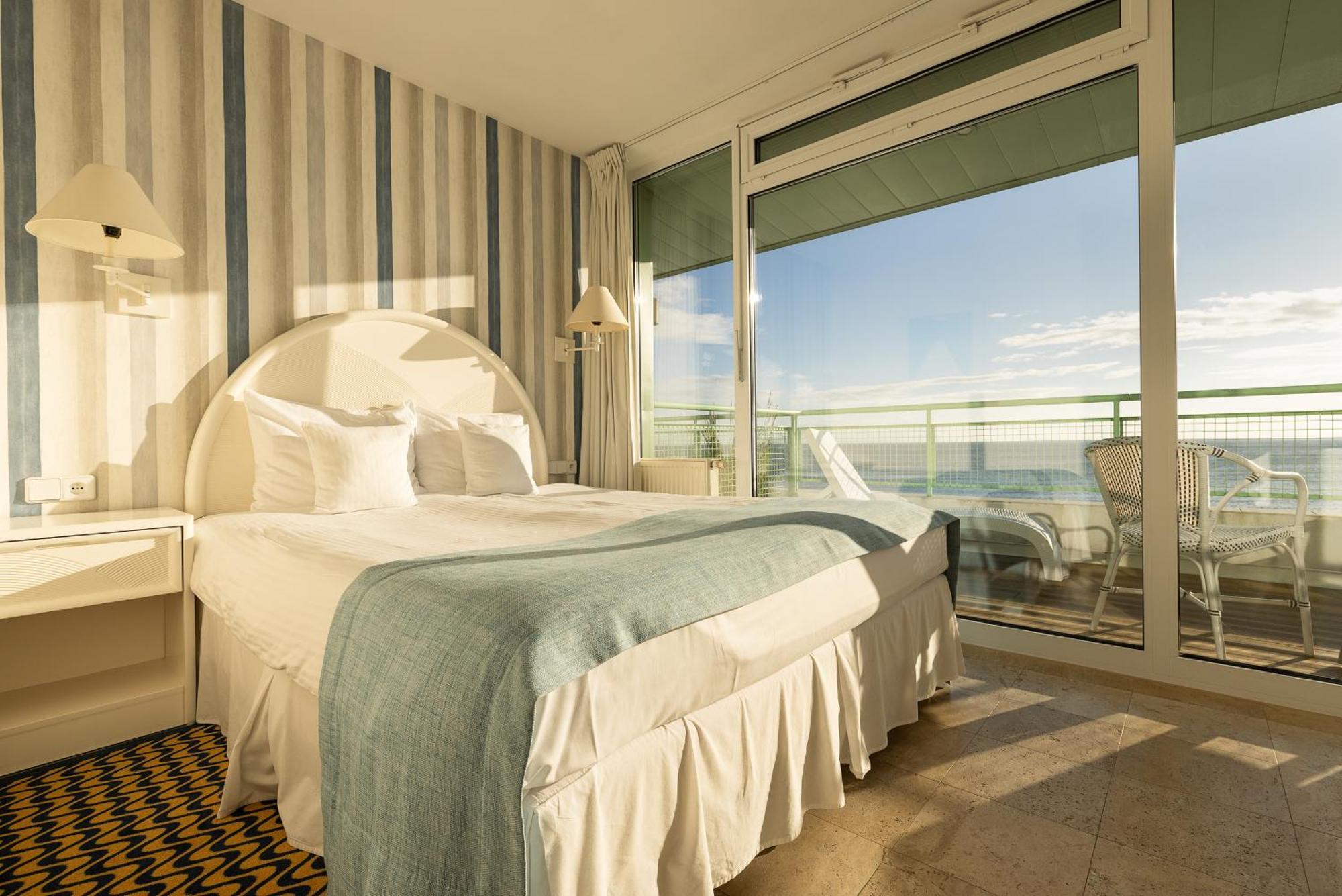 יוראטה Hotel Bryza Resort & Spa מראה חיצוני תמונה