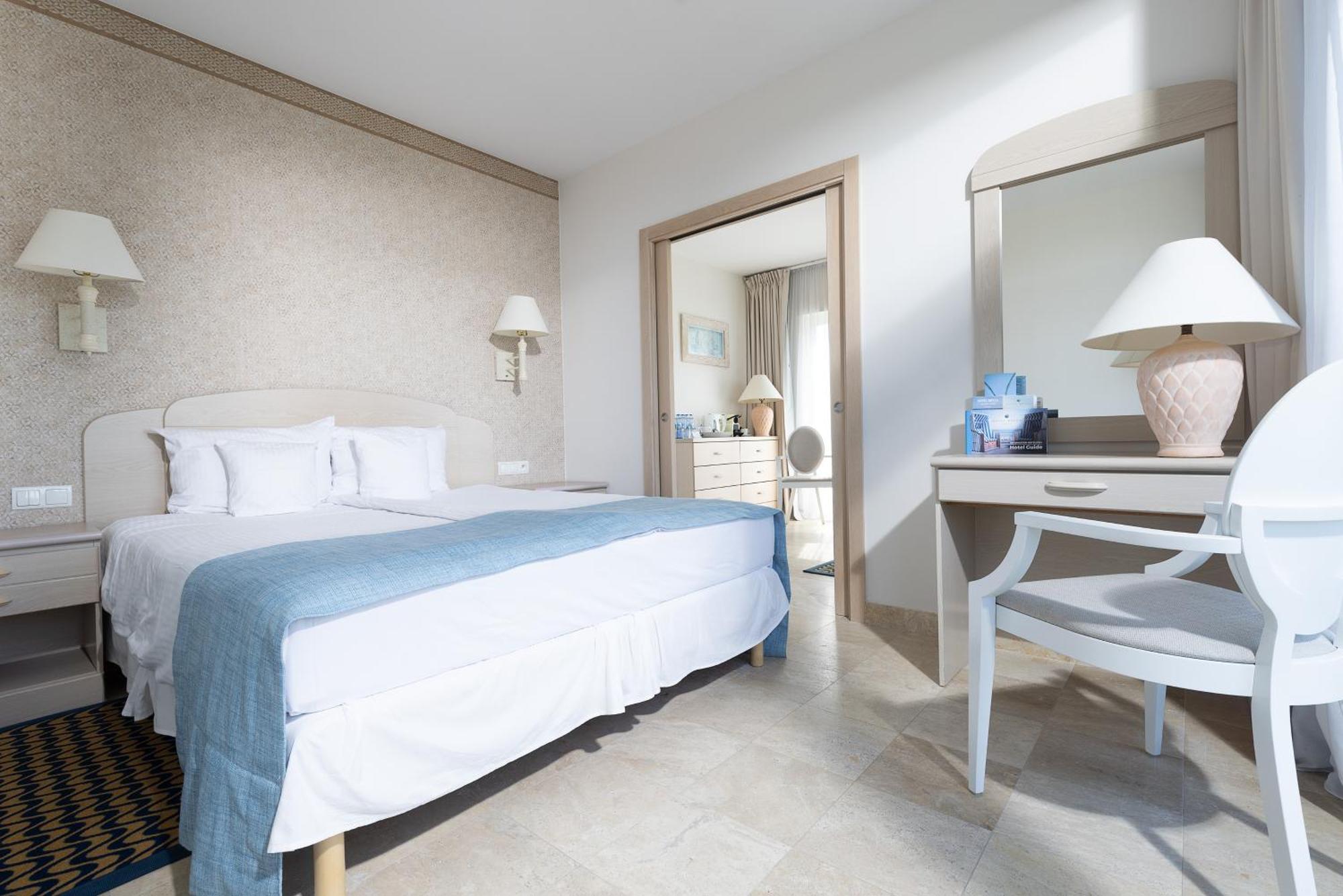 יוראטה Hotel Bryza Resort & Spa מראה חיצוני תמונה