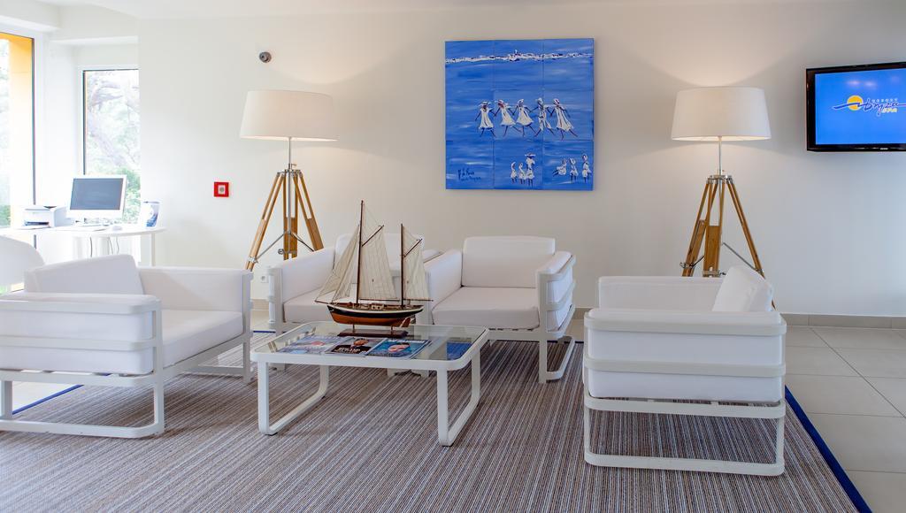 יוראטה Hotel Bryza Resort & Spa מראה חיצוני תמונה